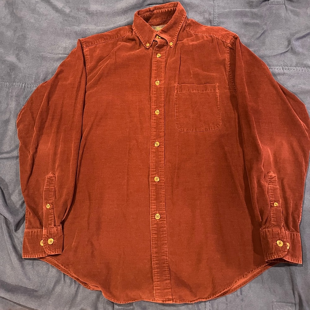 Roundtree & Yorke | Casuals | Corduroy Long Sleeve Button Down | Sz. Med. | EUC
